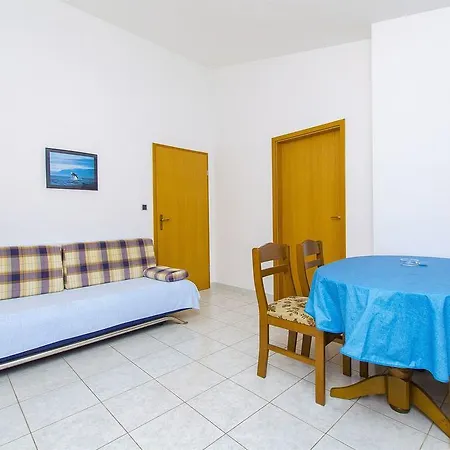 Apartments And Rooms Iva Trogir Extérieur photo