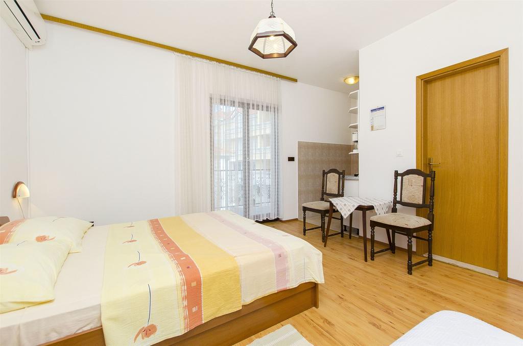 And Iva Appartement *