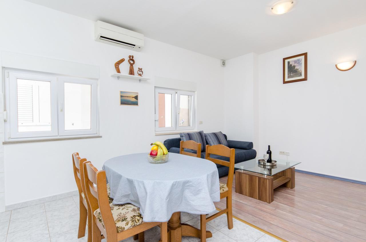 And Iva Appartement *